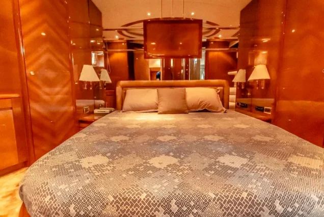 80ft Azimut yacht master cabin bedroom Dubai yacht rental