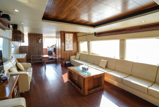 85ft Bu Mubarak with Jacuzzi table with sunset view Dubai Marina