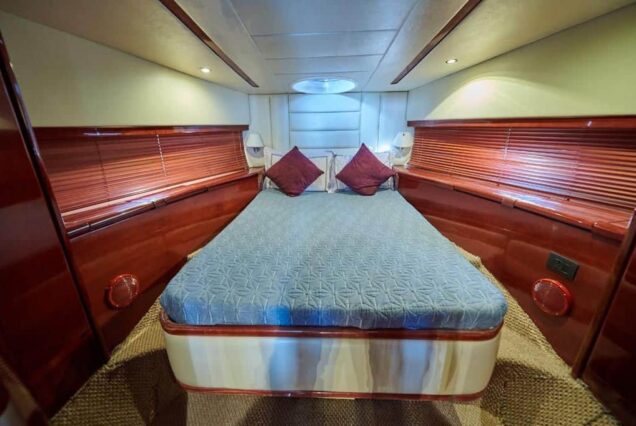 Rose 52ft Majesty master cabin bedroom Dubai yacht rental