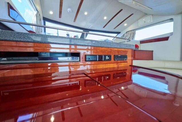 Rose 52ft Majesty salon lounge Dubai Marina rental