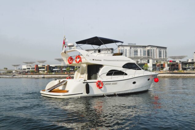 Rodman 44FT swimming platform sea access Dubai Marina
