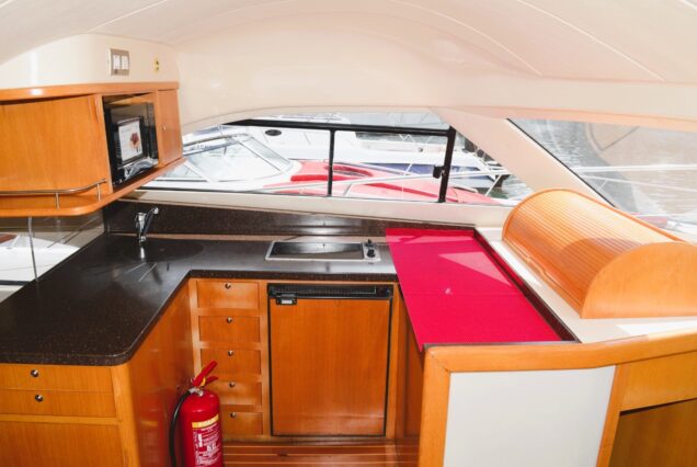 Rodman 44FT mini kitchen Dubai charter