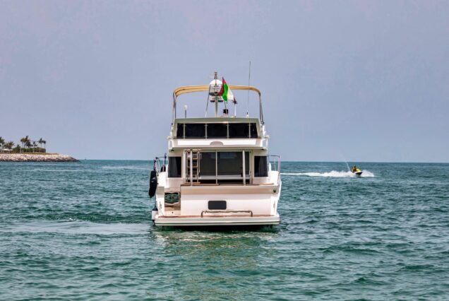48ft White Pearl Yacht Dubai swim platform with easy access to the sea
