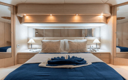 64ft Luxurious Sunseeker master cabin bedroom with bathroom Dubai yacht rental