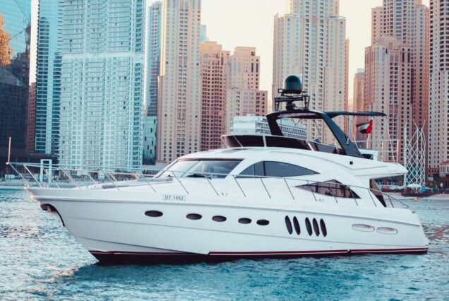 The 68ft Modern Yacht features a spacious bow area, perfect for relaxing and enjoying the Dubai views.