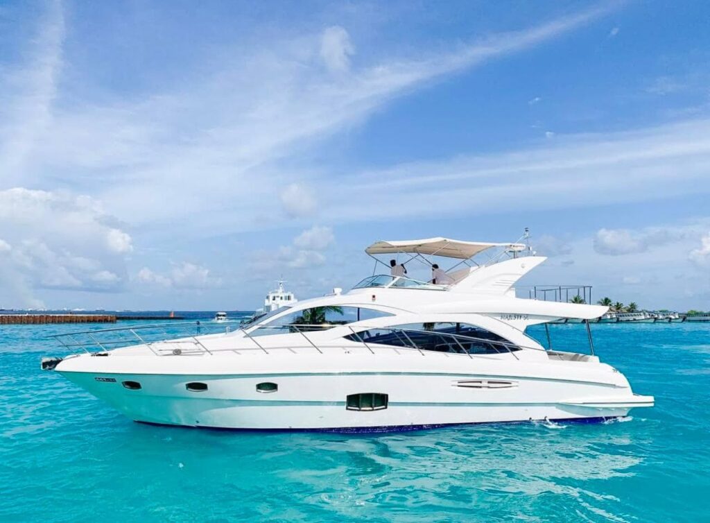 56ft Majesty A Class Yacht Dubai yacht rental