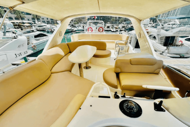 Gailo AZIMUT 50FT NEW Upper Deck Area