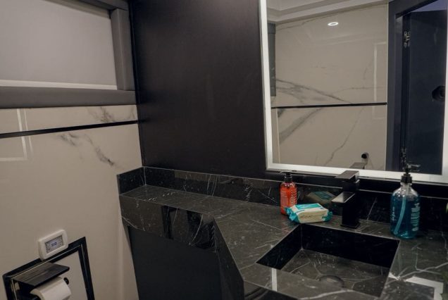 Duretti 80ft (New Brand 2025) Miami clean and modern washroom with premium amenities